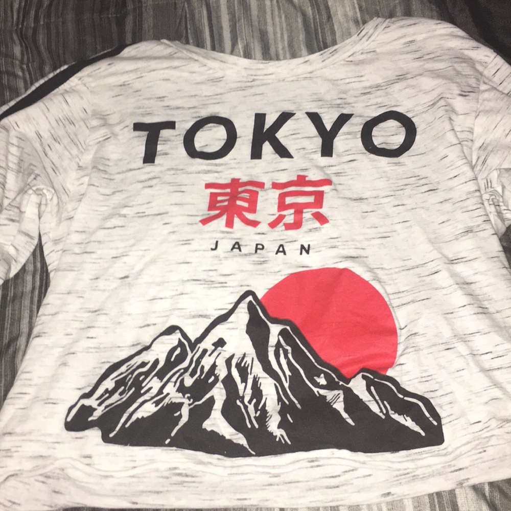I am selling a Tokyo longsleeved T-shirt